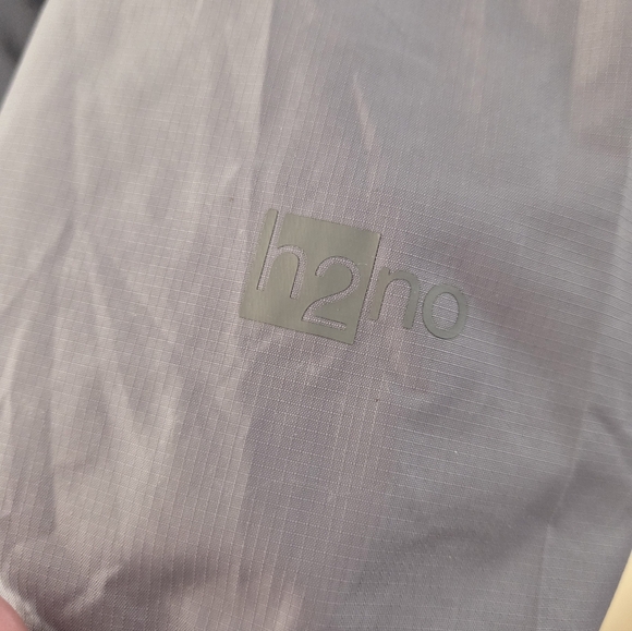 Patagonia Torrentshell Jacket - Picture 4 of 6